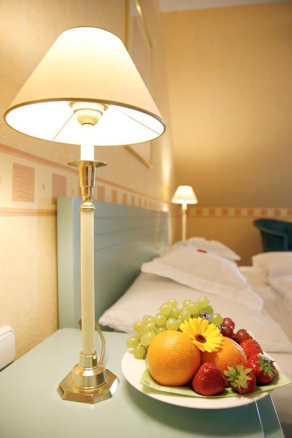 Hotel-Restaurant Zum Landgraf Wartmannsroth Chambre photo